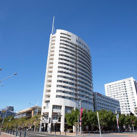 Novotel Sydney Olympic Park Buitenkant foto