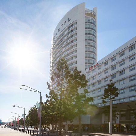 Novotel Sydney Olympic Park Buitenkant foto