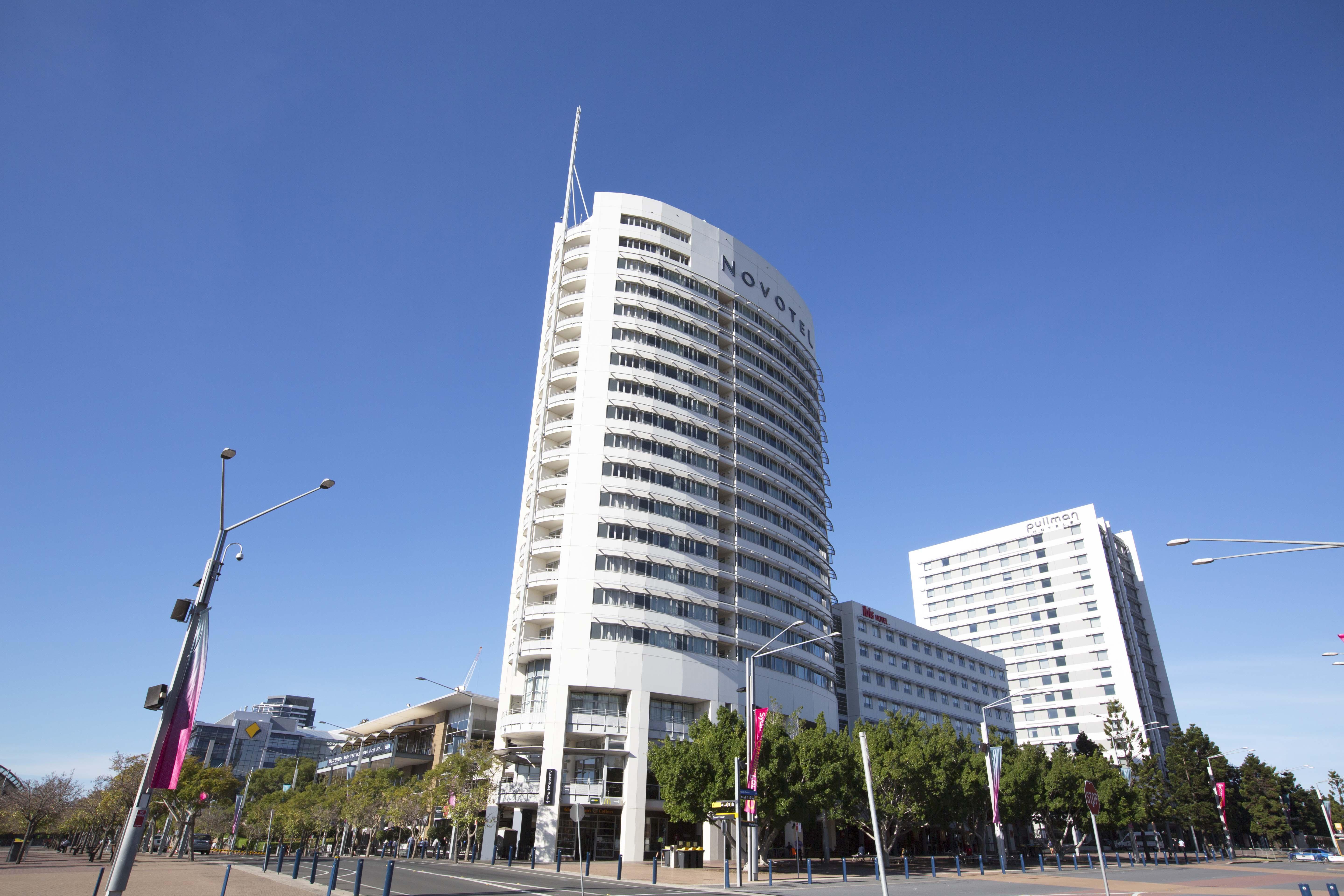 Novotel Sydney Olympic Park Buitenkant foto