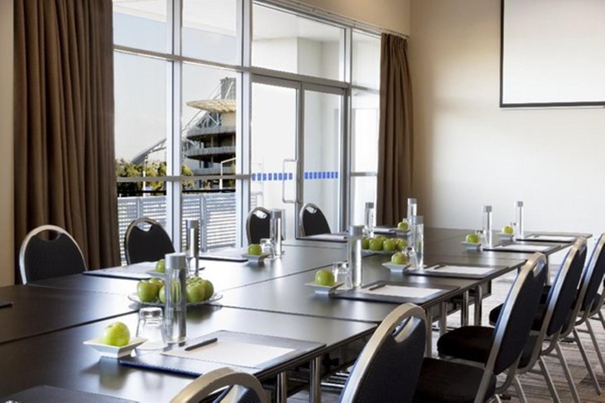 Novotel Sydney Olympic Park Buitenkant foto